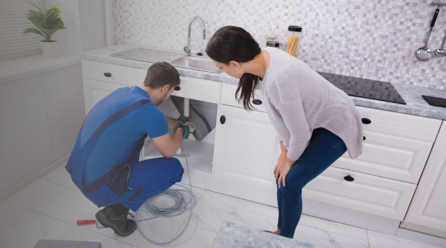 Professional expert plumbing services in Edinburgh, IN